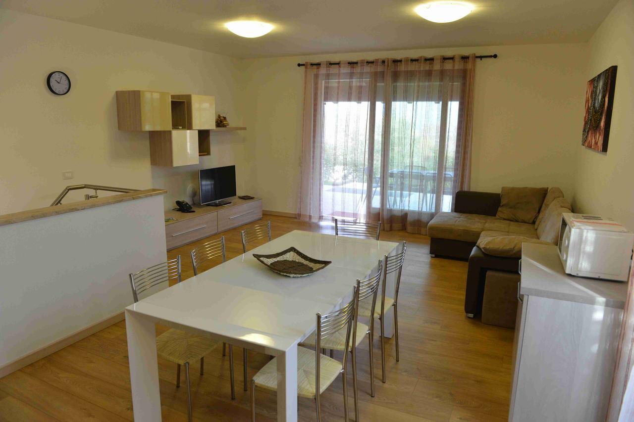 Residence Boschetti 마네르바 델 가르다 외부 사진